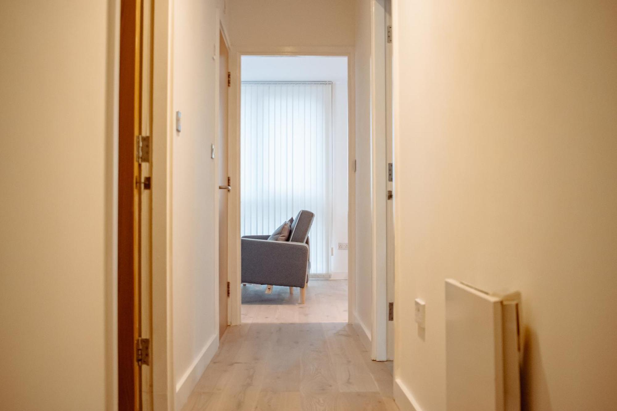 Central & Spacious, Sleeps 8, Perfect For Groups Leeds  Exterior foto